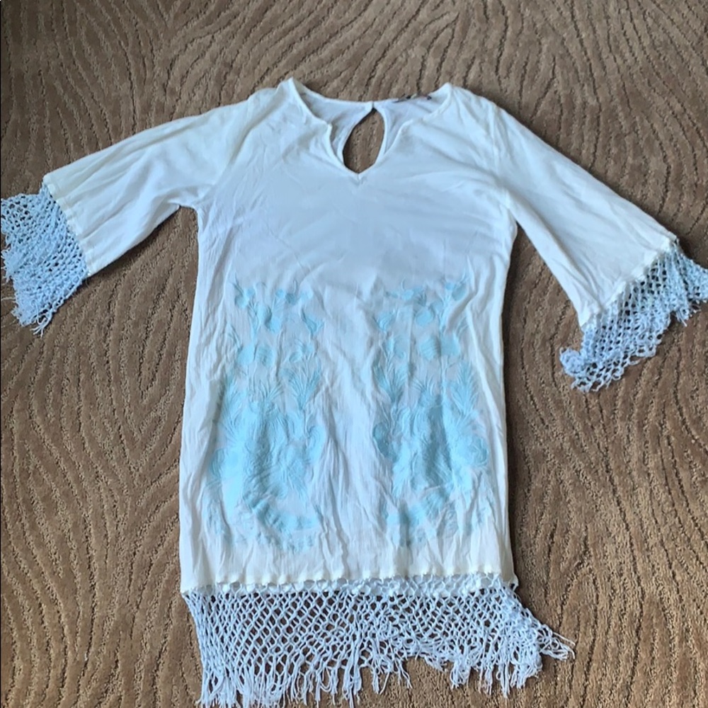 Sugarlips White Cover up W/Fringe detail, Medium.